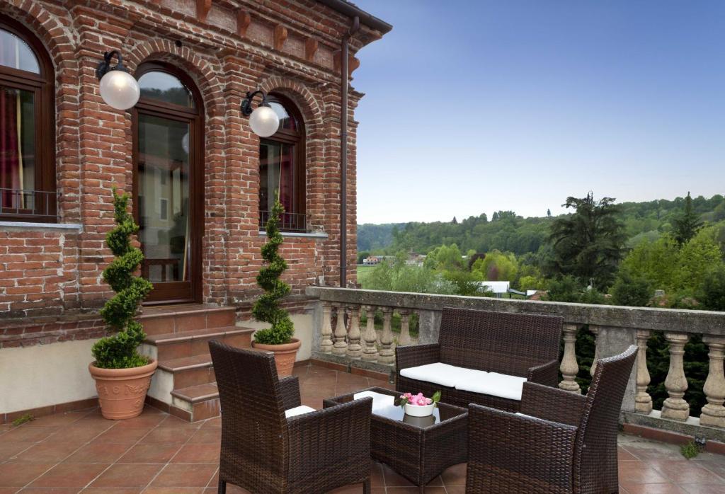 Villa Soleil Colleretto Giacosa Стая снимка